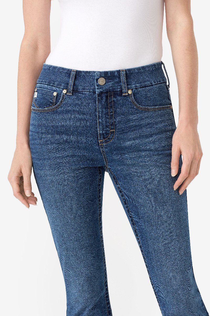 pois♡デニム Tummyless Boot Jean at Seven7 Jeans