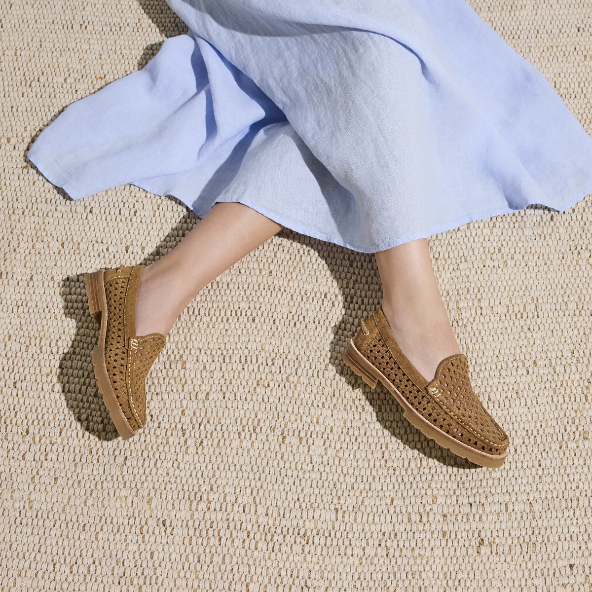 Donald Pliner Shoes Mesh Loafers Moccasins boat slip on Espadrilles canvas Gift Donald Pliner Donnie Moc Toe Bit Loafers, Black | Loafers  main image 2