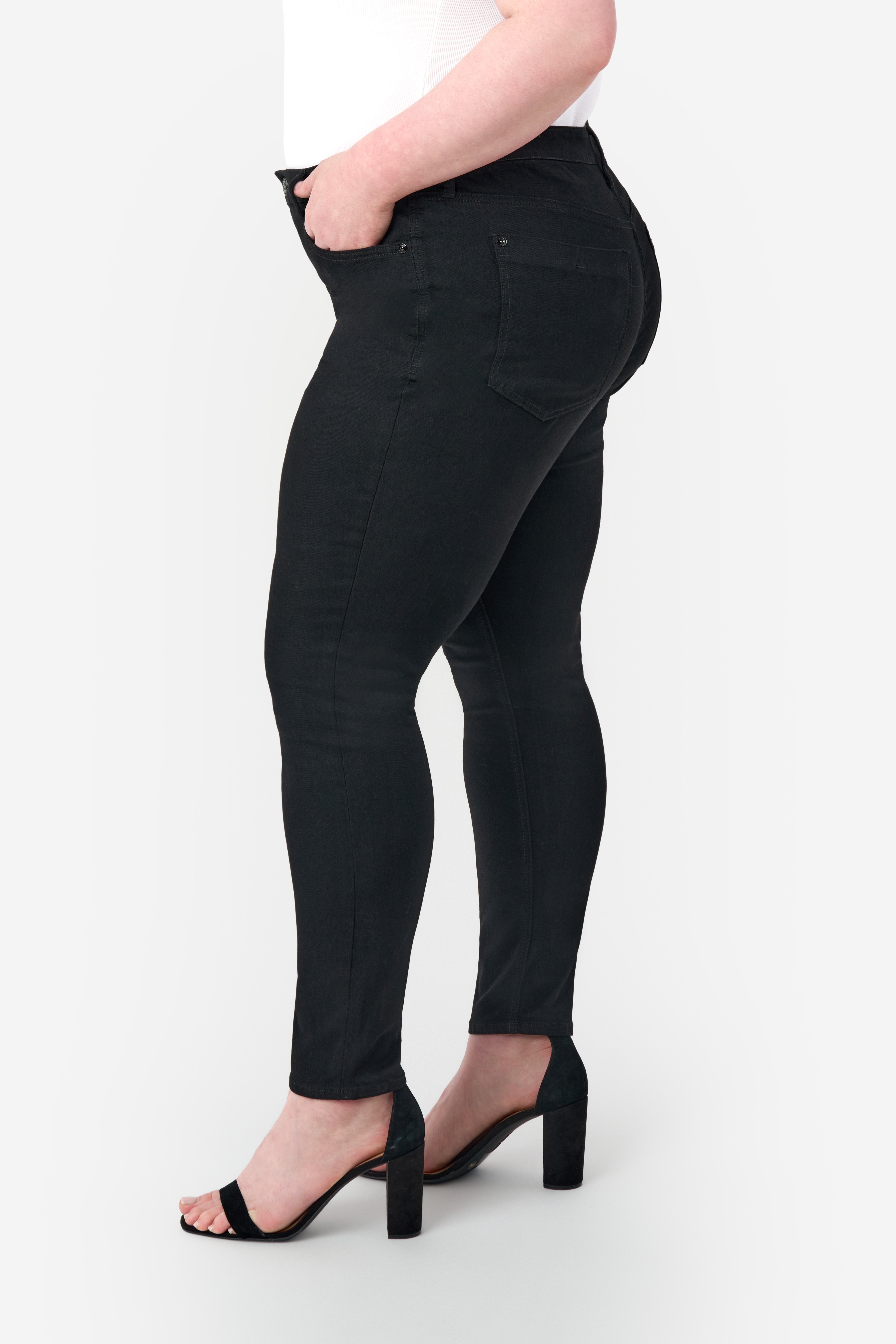 BombShell / Signature Series 【g-rap】 Bombshell Skinny Jean at Seven7 Jeans