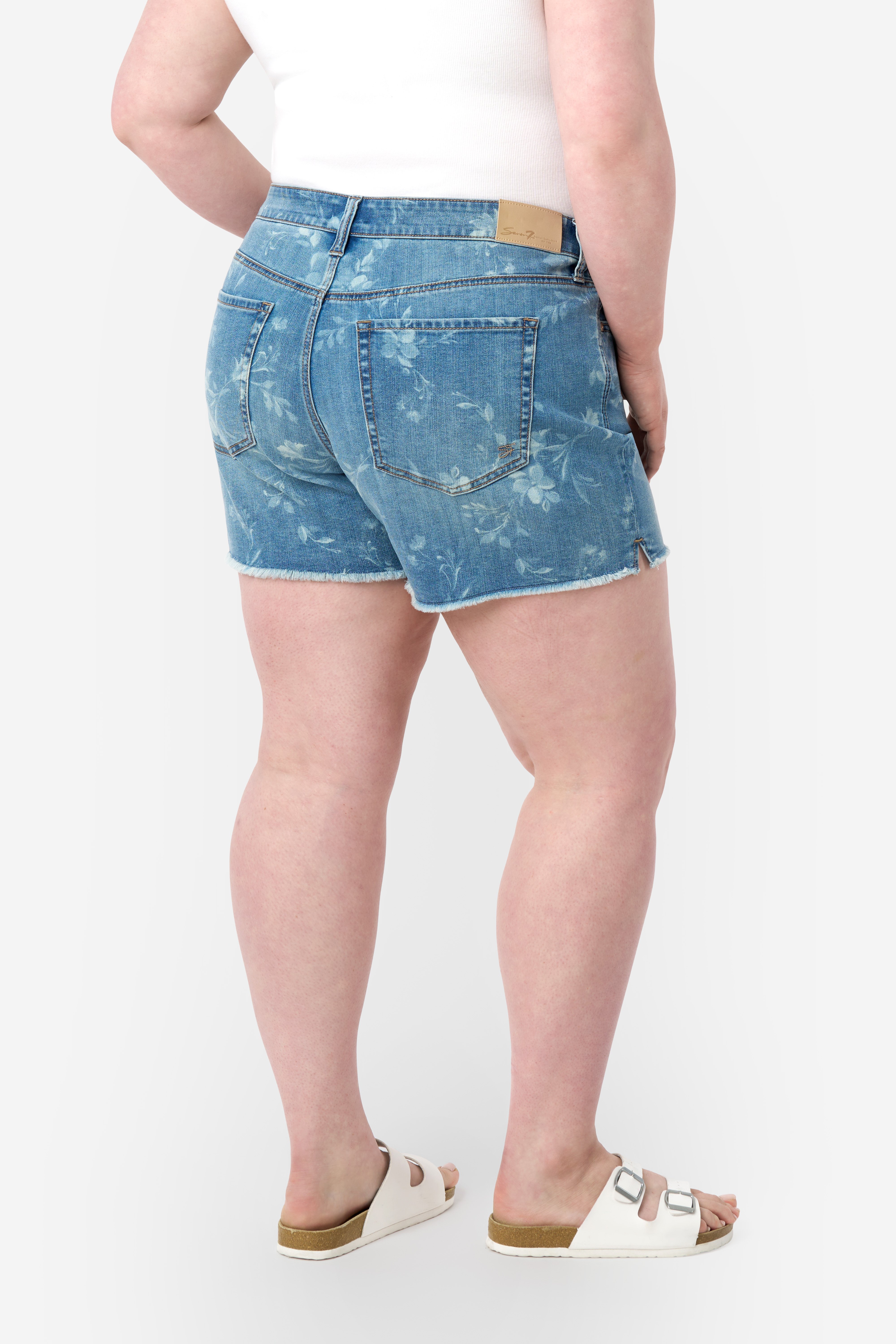 Weekend Short at Seven7 Jeans