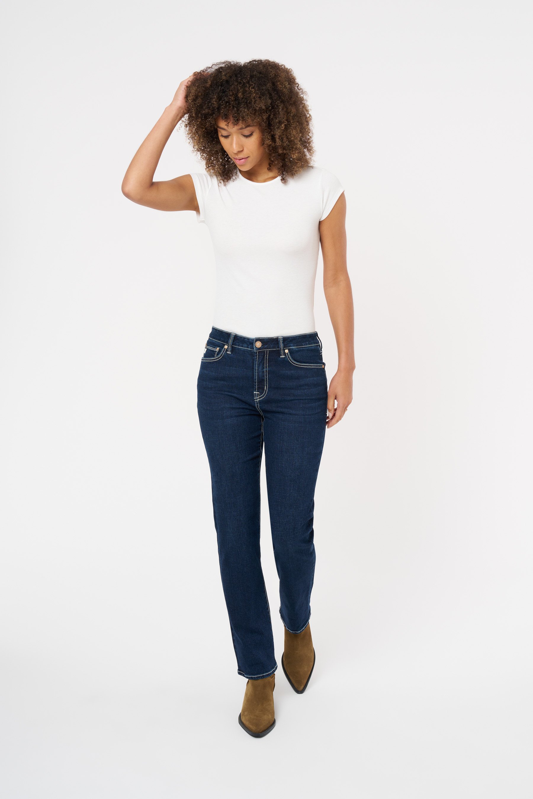 Vintage Straight Leg Jean at Seven7 Jeans