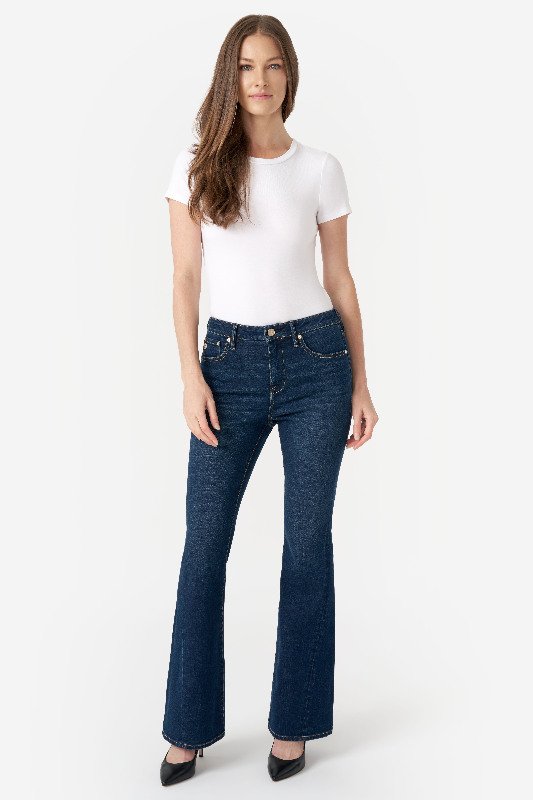 Women at Seven7 Jeans